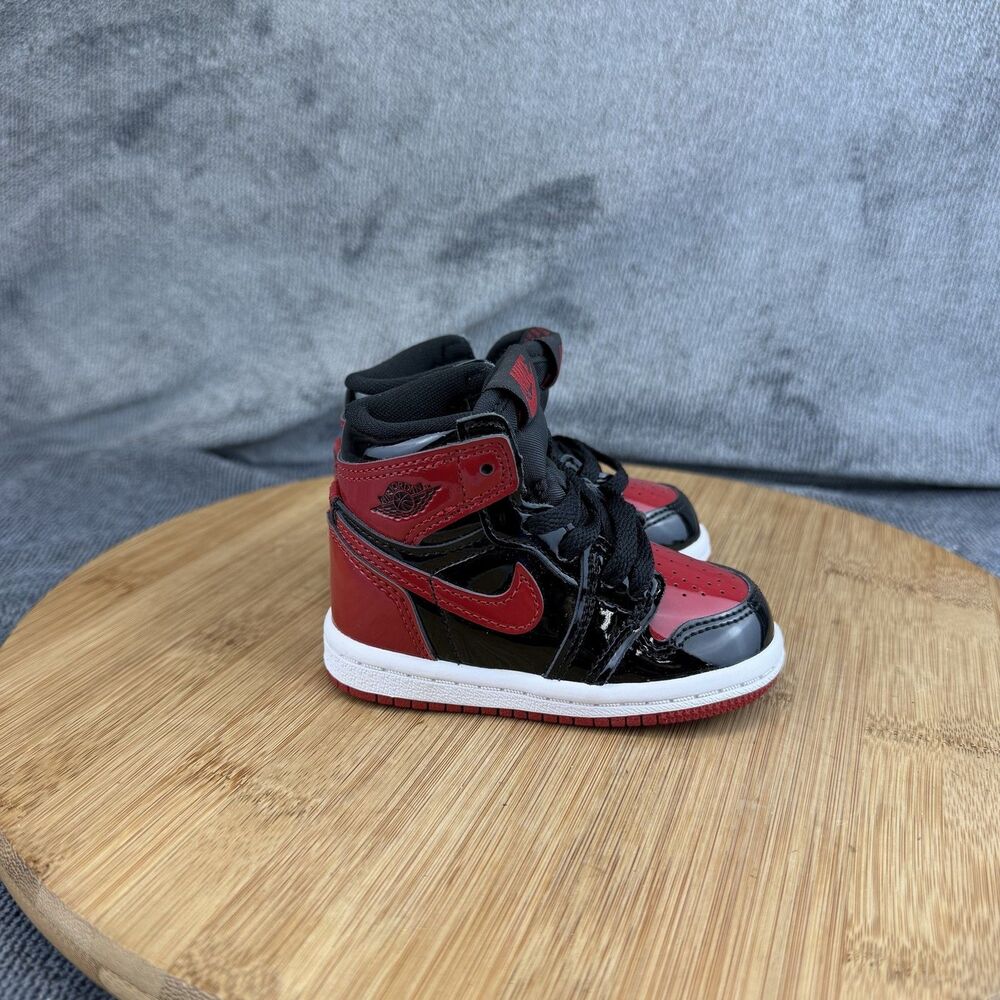 Jordan Air Jordan 1 High Shoes Toddler Size 4C Black Red Sneakers AQ2665-063